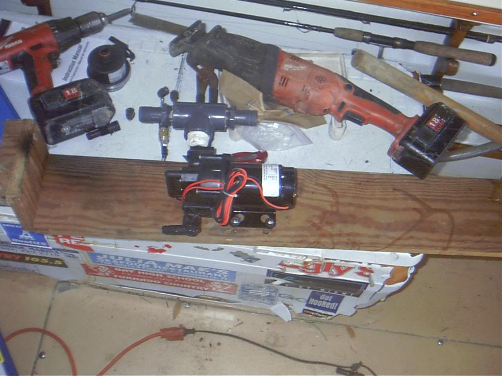 freshwatertankmounted.jpg