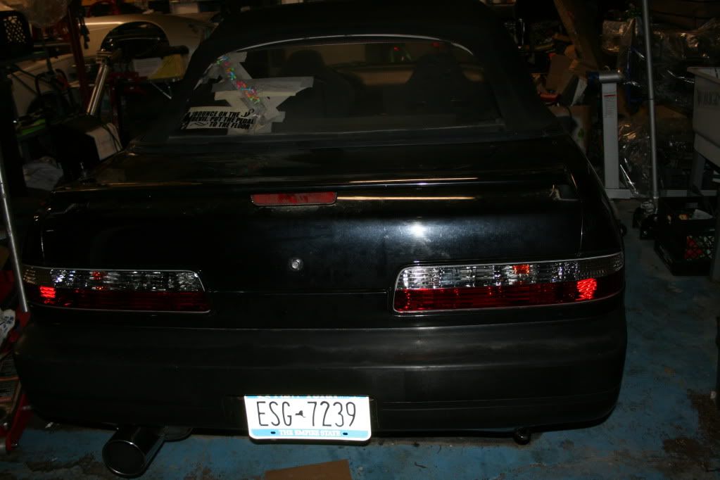 http://i377.photobucket.com/albums/oo214/wafflez65/1994%20Nissan%20240sx%20VERT/IMG_5173.jpg