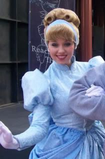 Any Pictures of Disney Princesses In Their Winter Costumes? | The DIS