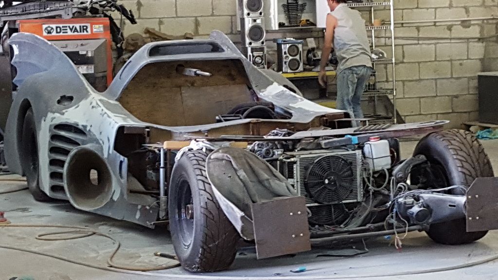 batmobile3.jpg