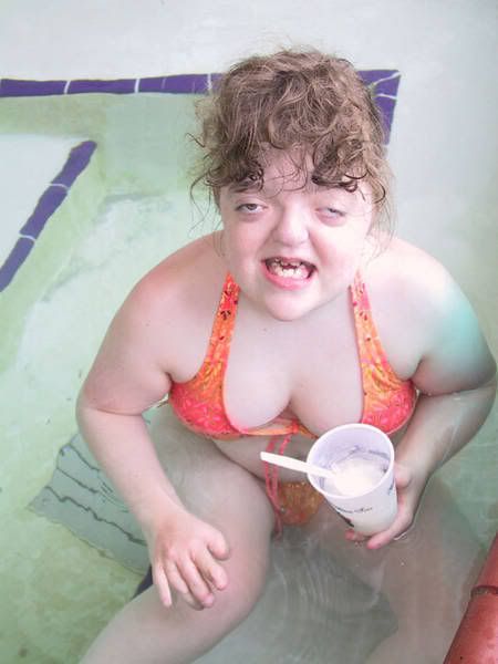 retard-in-pool.jpg
